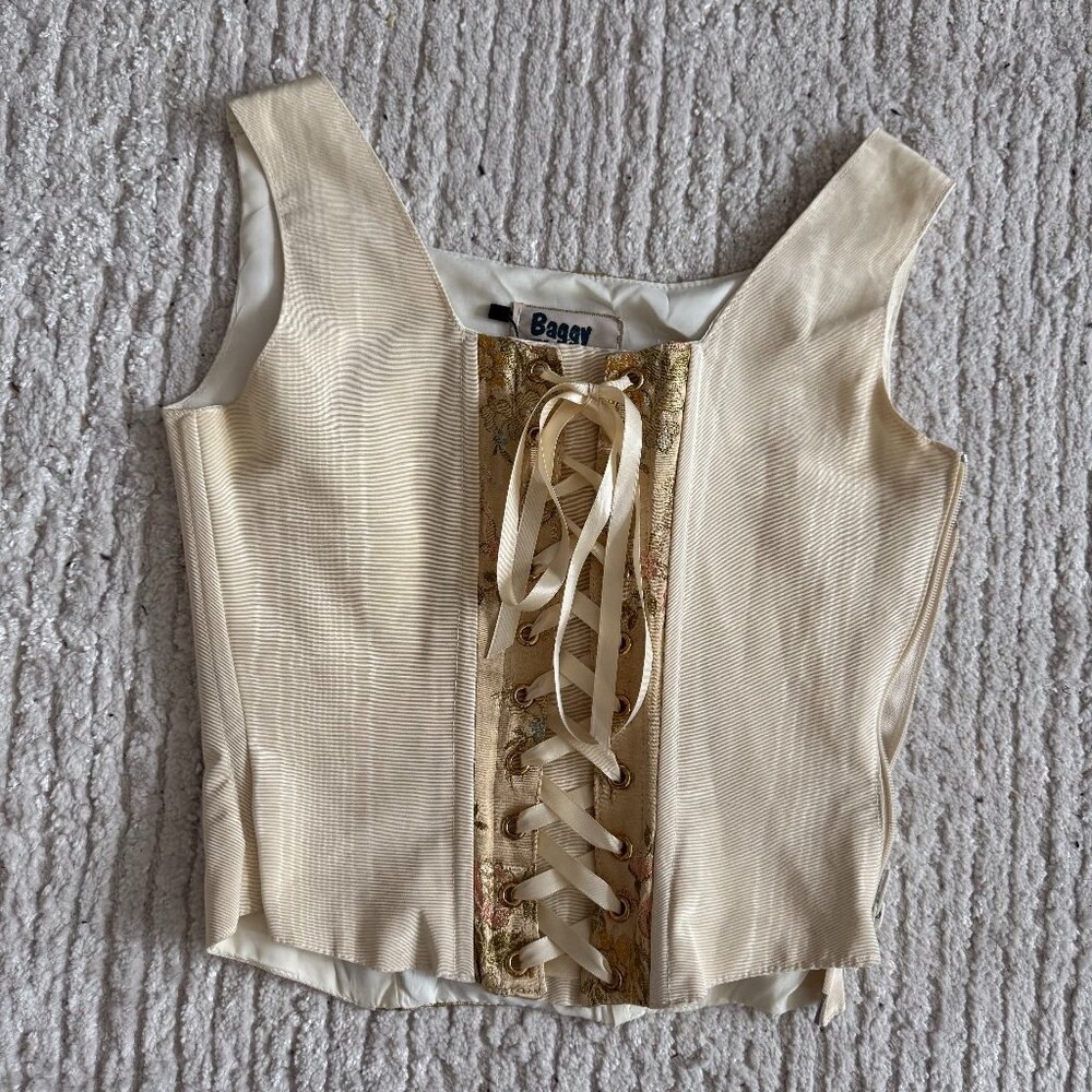 Baggy Threads Vintage Corset
